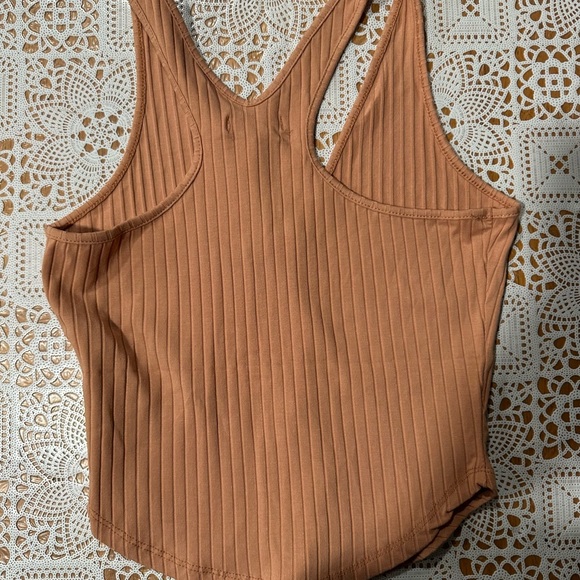 Heart Hips Ribbed Button-Front Tank Top — Rusty Peach - Picture 3 of 3